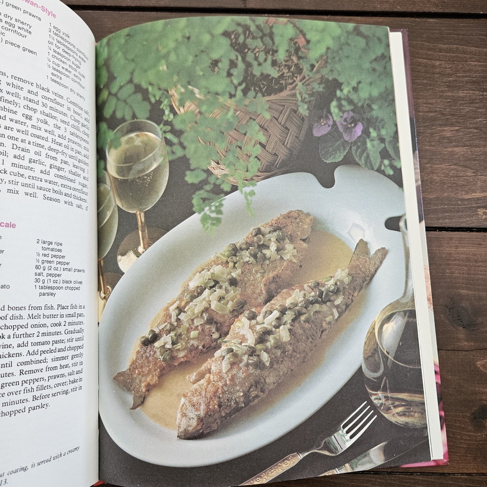 Women's Weekly Vintage 1982 Cooking for Couples Hardcover Cookbook - Picture 5 of 10